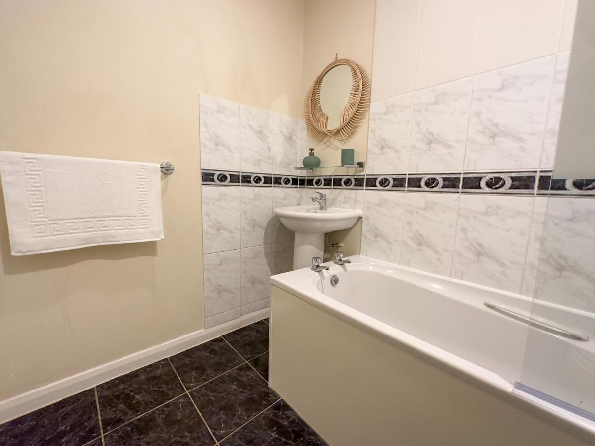 Spacious Apartment - Double And Sofa Bed - Wonderful Pavilion Views Brighton Exterior photo